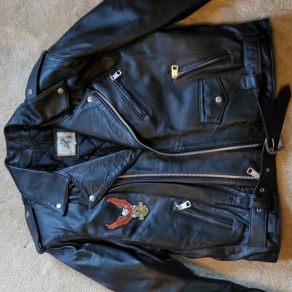 Leather jacket - Picture 3 of 4